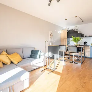  Apartament Krucza ~ Self Check-in 24h ~ Parking And Lift Polska